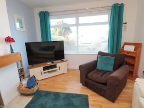Cottage | Living area