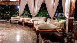 Exclusive Villa | Living area - Villa Jua Suite (Watamu)