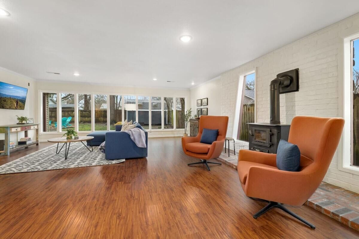 The Traveler- Walkable to DT Bentonville