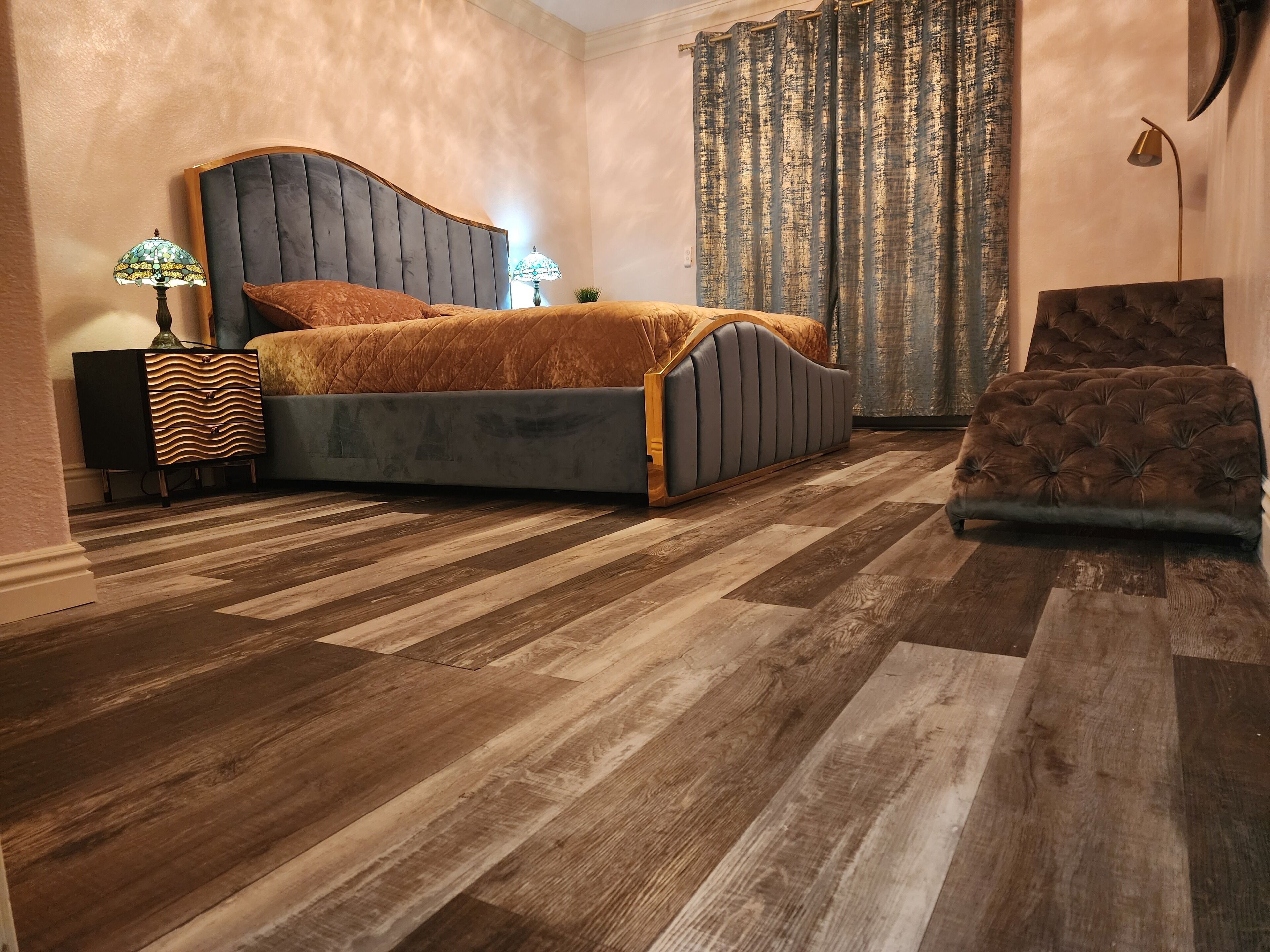 Eastvale Luxury private entrance/bathroom