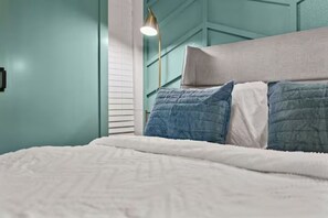 1 quarto, Wi-Fi de cortesia, roupa de cama