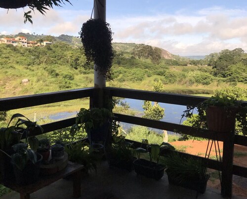 Serra Negra Lake House