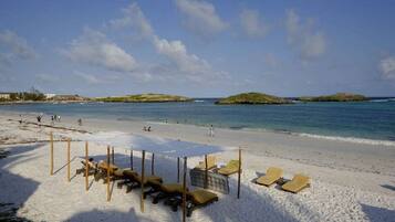 Praia particular, areia branca