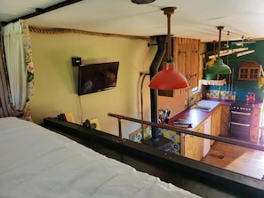 1 quarto, ferros/tábuas de passar roupa, Wi-Fi, roupa de cama