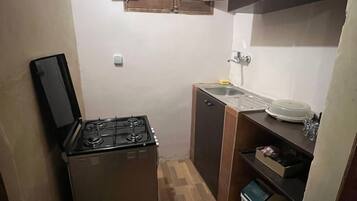 Kahvin-/teenkeitin, leivänpaahdin