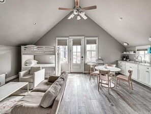 1 habitación, wifi y ropa de cama