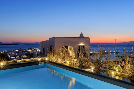 She Mykonos - The Residency
