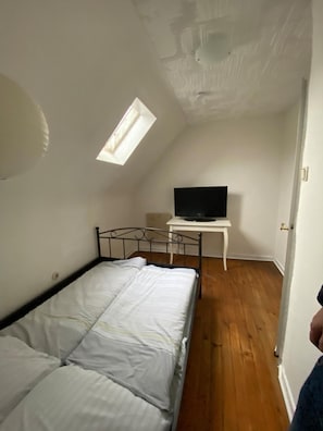 4 Schlafzimmer, Babybetten, kostenloses WLAN
