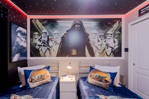 5 Schlafzimmer, Bügeleisen/Bügelbrett, Reisekinderbett, WLAN