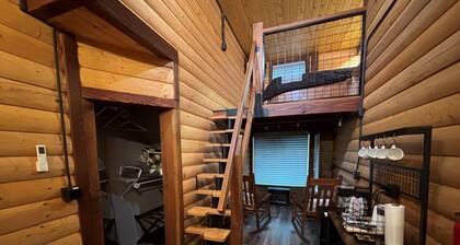 Cozy Loft Cabin Themed Suite - Downtown Sabetha - Rustic Charm w/ Modern Comfort