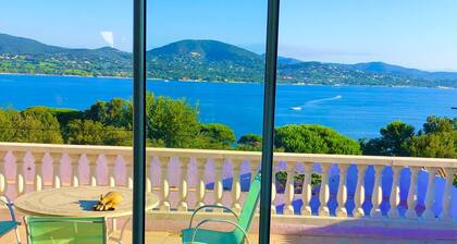 Stunning St Tropez villa with magnificent sea view