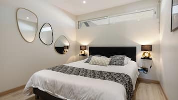 1 dormitorio, tabla de planchar con plancha, Internet y ropa de cama