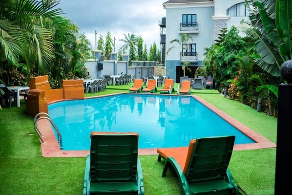 Outdoor pool - BEGONIA HOTEL LTD  (Oyo)