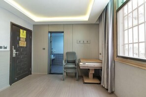 Room - Towo Holiday Hotel (Libo Food Street) (Libo)