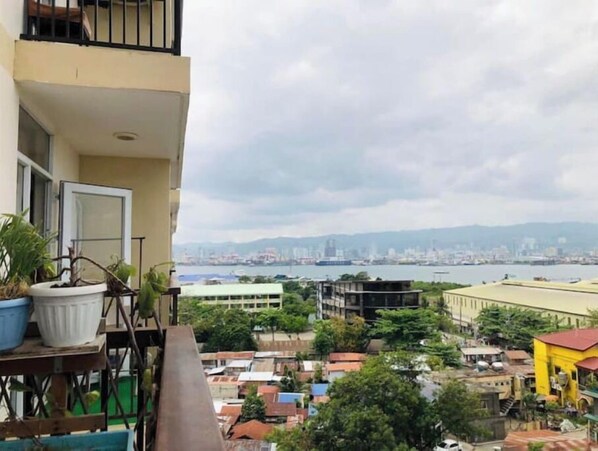 Property grounds - Mandani View (Lapu-Lapu)