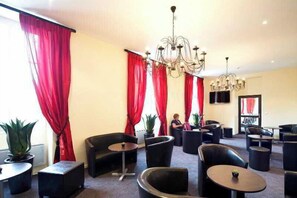 Bar (in der Unterkunft)