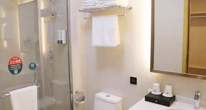 Greentree Inn Hefei Feidong County High Speed Rail Station Wuyue Plaza Express Hotel