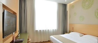 Greentree Inn Hefei Feidong County High Speed Rail Station Wuyue Plaza Express Hotel