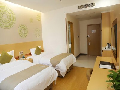 Greentree Inn Hefei Feidong County High Speed Rail Station Wuyue Plaza Express Hotel