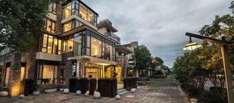 Qianyi Shanshe Villa Hotel