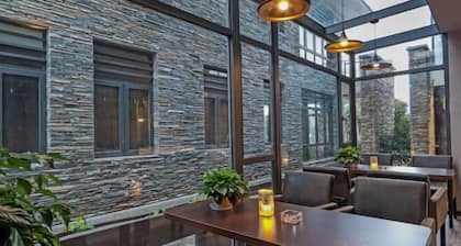 Qianyi Shanshe Villa Hotel