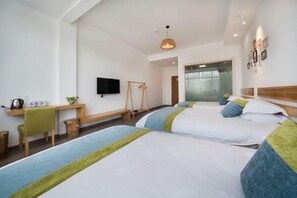 Room - Tianranju Hostel (Wuyishan)