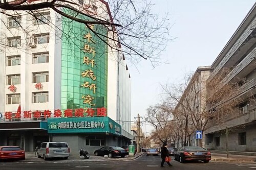 East Pole Holiday Hotel