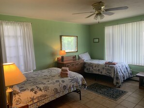 3 Schlafzimmer, Schreibtisch, kostenloses WLAN, Bettwäsche