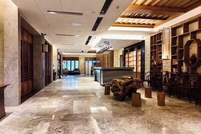 Huazhushan Hotel