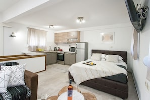 1 bedroom, iron/ironing board, free WiFi, bed sheets