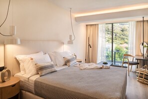 Design Double or Twin Room | Premium bedding, memory foam beds, in-room safe, desk - Erato by Samian Mare (Samos)