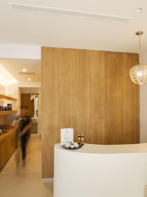 Couples treatment room(s), steam room, Turkish bath/hammam