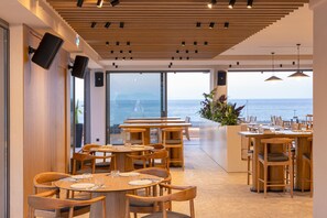 2 bars/lounges, cocktail bar - Erato by Samian Mare (Samos)