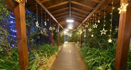 Vaikuha Seaview Hotel