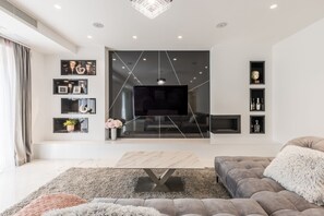 Smart TV, ping pong - Holiday Home Luka (Nova Sela)