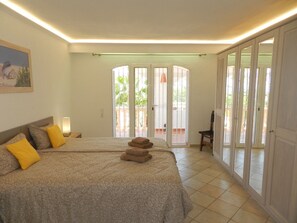 2 habitaciones, tabla de planchar con plancha y wifi gratis
