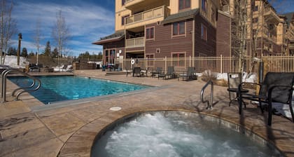 Red Hawk Lodge #2213 by Summit County Mountain Retreats