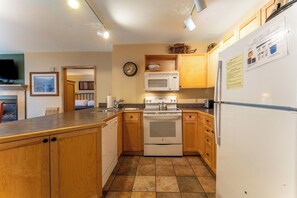 Apartment (2 Bedrooms) | Exterior