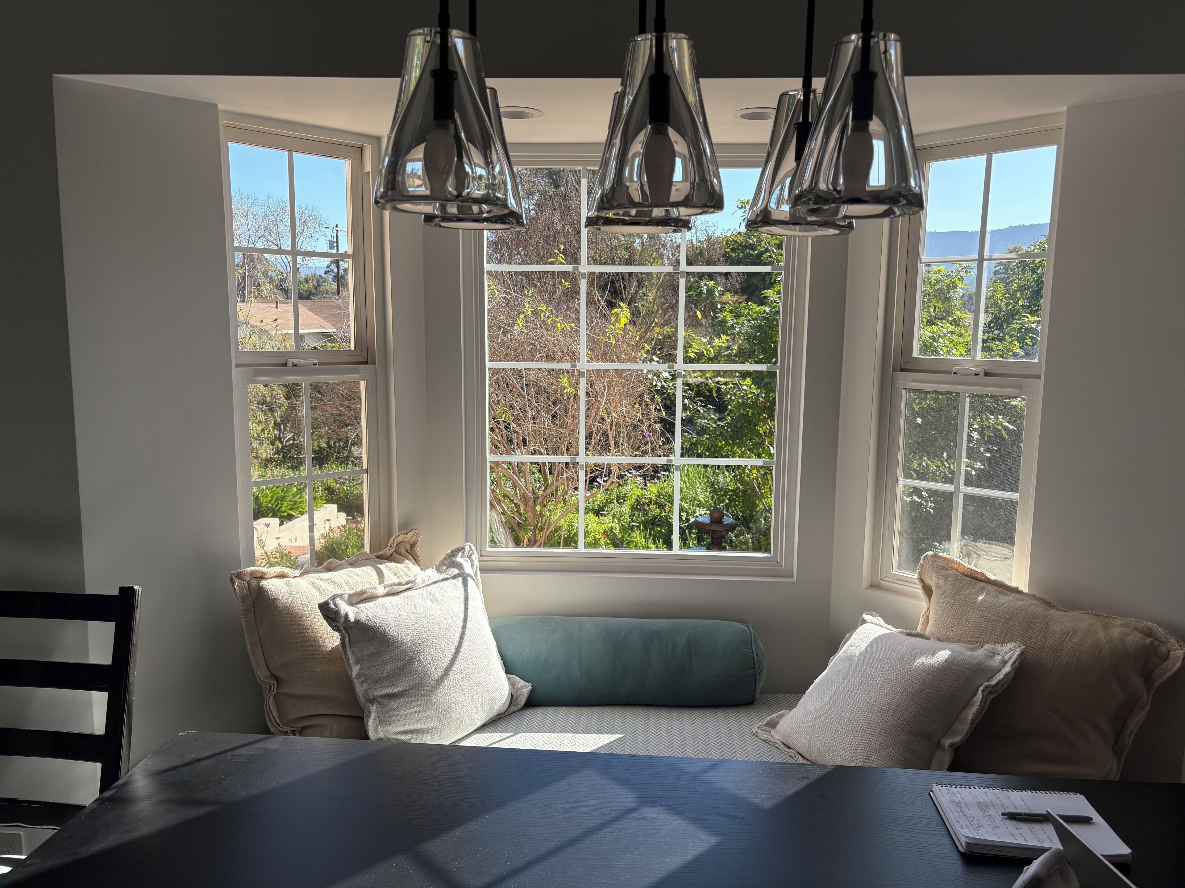 Smart TV, fireplace, offices, computer monitors