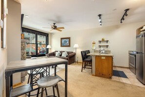 Apartment (1 Bedroom) | Exterior