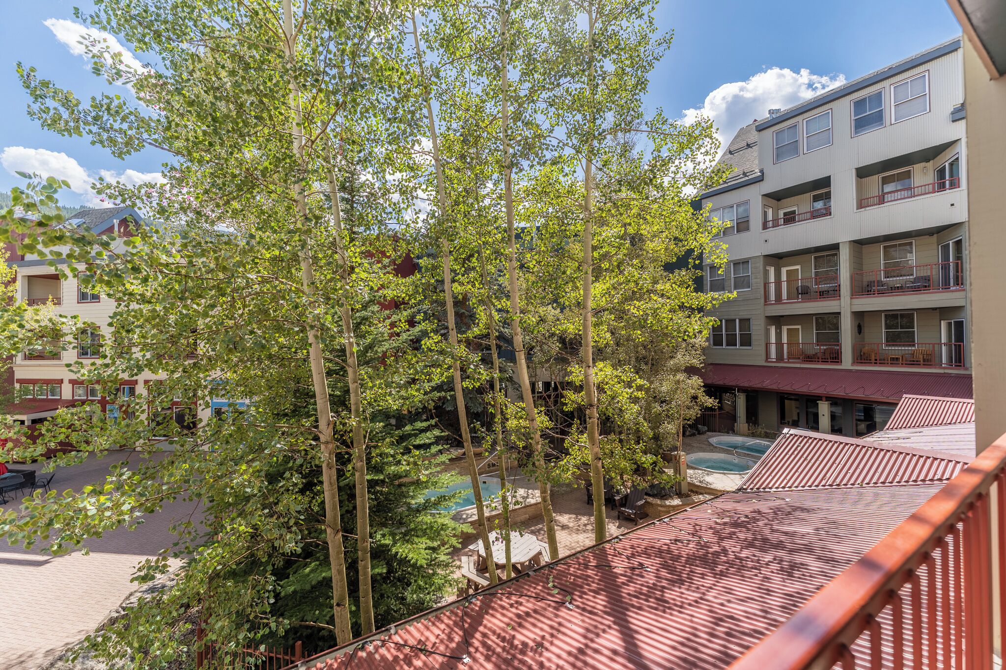Condo (1 Bedroom) | Property amenity