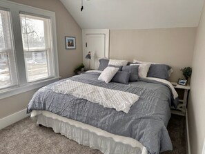 3 bedrooms, iron/ironing board, free WiFi, bed sheets