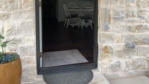 Unclassified image, 5 of 16, button - Quiet, country getaway with pool, hot tub and sauna (Clyde)