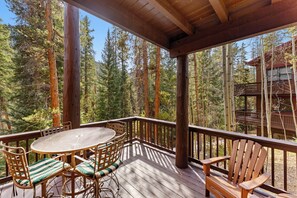 Apartment (2 Bedrooms) | Exterior