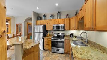 Apartment (2 Bedrooms) | Exterior