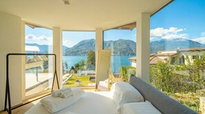 2 bedrooms, in-room safe, iron/ironing board, free WiFi