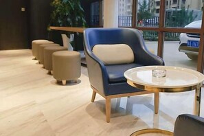 Interior - Magnotel Hotel (Weinan Duhua Road Haixing City) (Weinan)