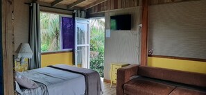 Grand Suite (Suíte 5 Essência da Guarda Surf House) - Essência da Guarda Surf House (Palhoça)