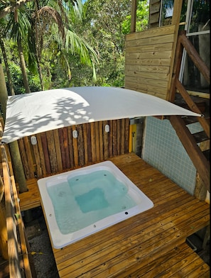 Hot tub - Essência da Guarda Surf House (Palhoça)