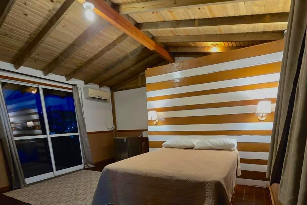 1 habitación, sábanas de algodón egipcio y ropa de cama de alta calidad
